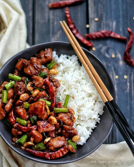 steak and rice in bowl